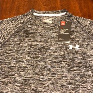 Men’s NEW Under Armour t-shirt